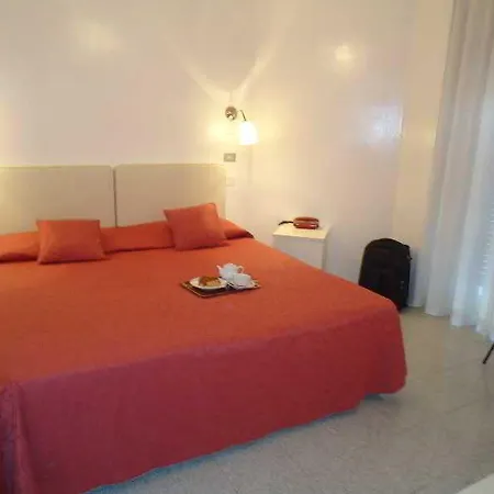 Hotel Cristallo 3*
