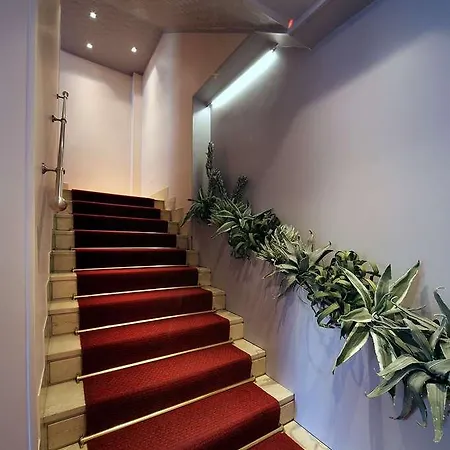 Cristallo Hotel 3*