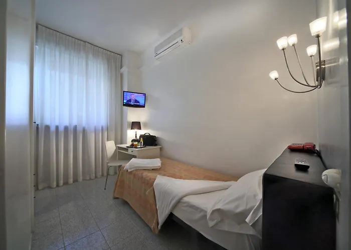 Cristallo Otel 3*