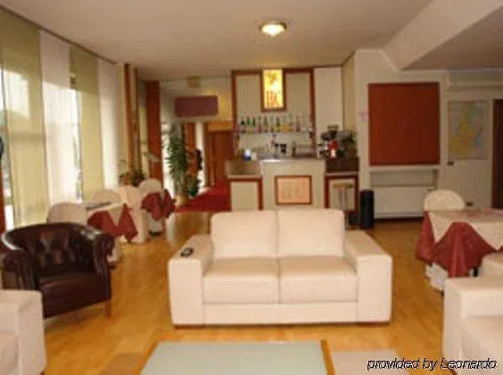 Cristallo Otel 3*